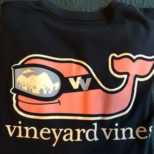 Men’s XS navy long sleeve Vineyard Vines shirt